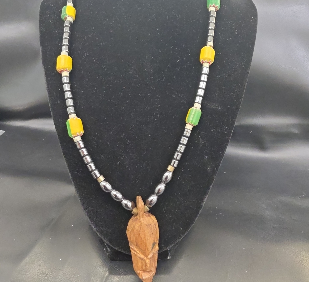 Handcarved Wood Pendant Bead Necklace - Yellow & Green
